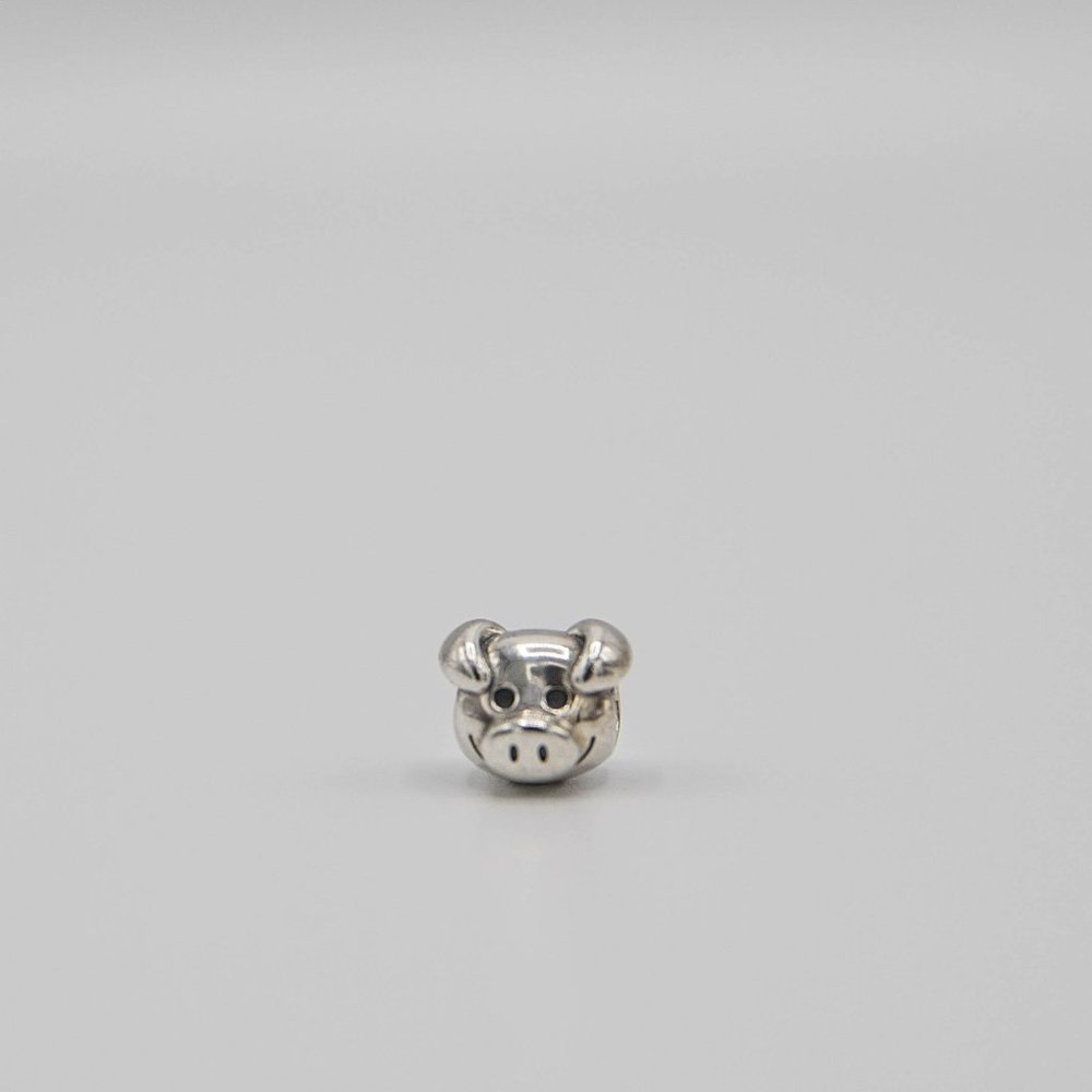 Pandora Smiley Pig Charm